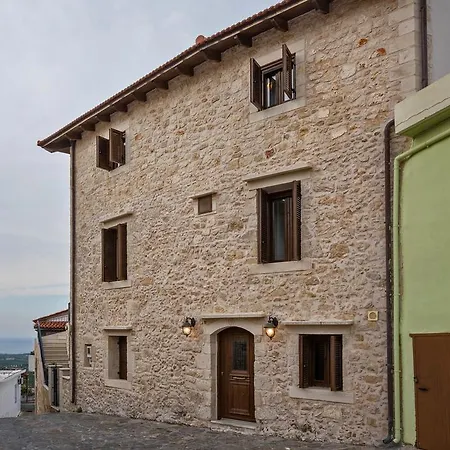 Vila Pinelopi Stonehouse